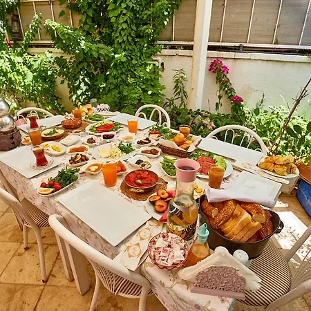 Frühstückspension Degirmenli Alaçatı
